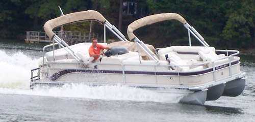 Note the tendency to roll and come out of the water when turning at speed WITHOUT the T.A.P. Fin System